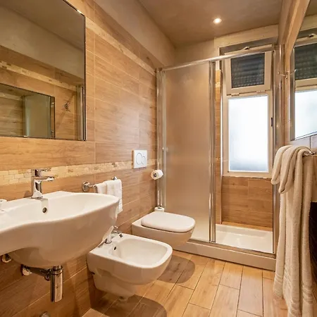 Nanà Casa de hóspedes 4*